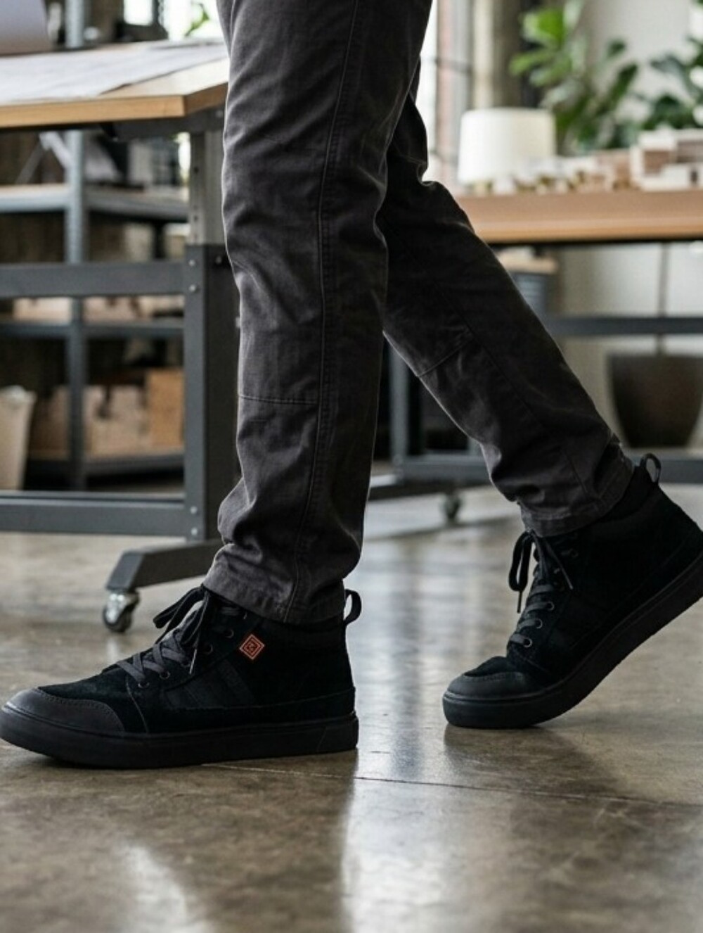 Mid-top footwear 5.11 Tactical Norris $115 Mid /McClane Sneaker Black US 10